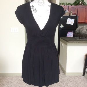 🌷 Lightweight V-neck Top 🌷